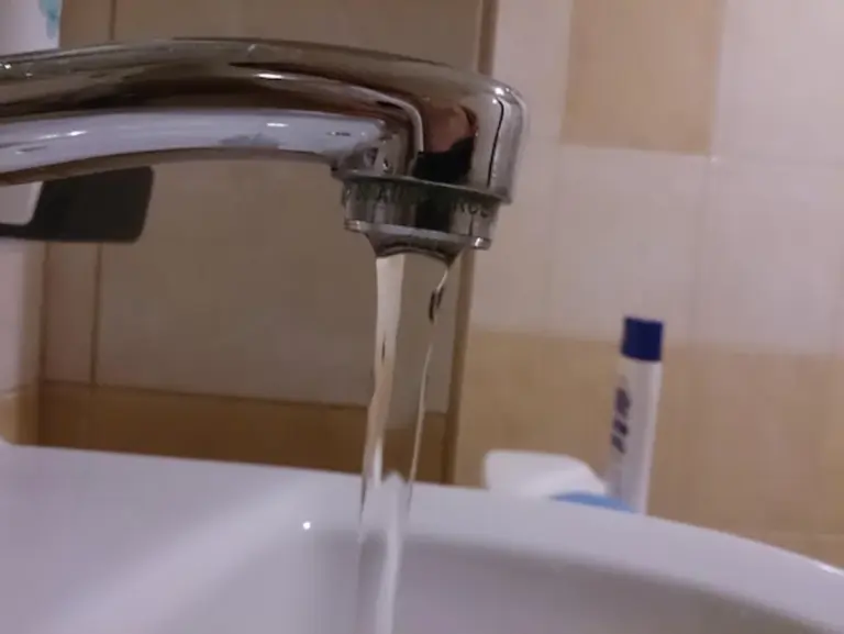old toothbrush cleaning tricks home macro