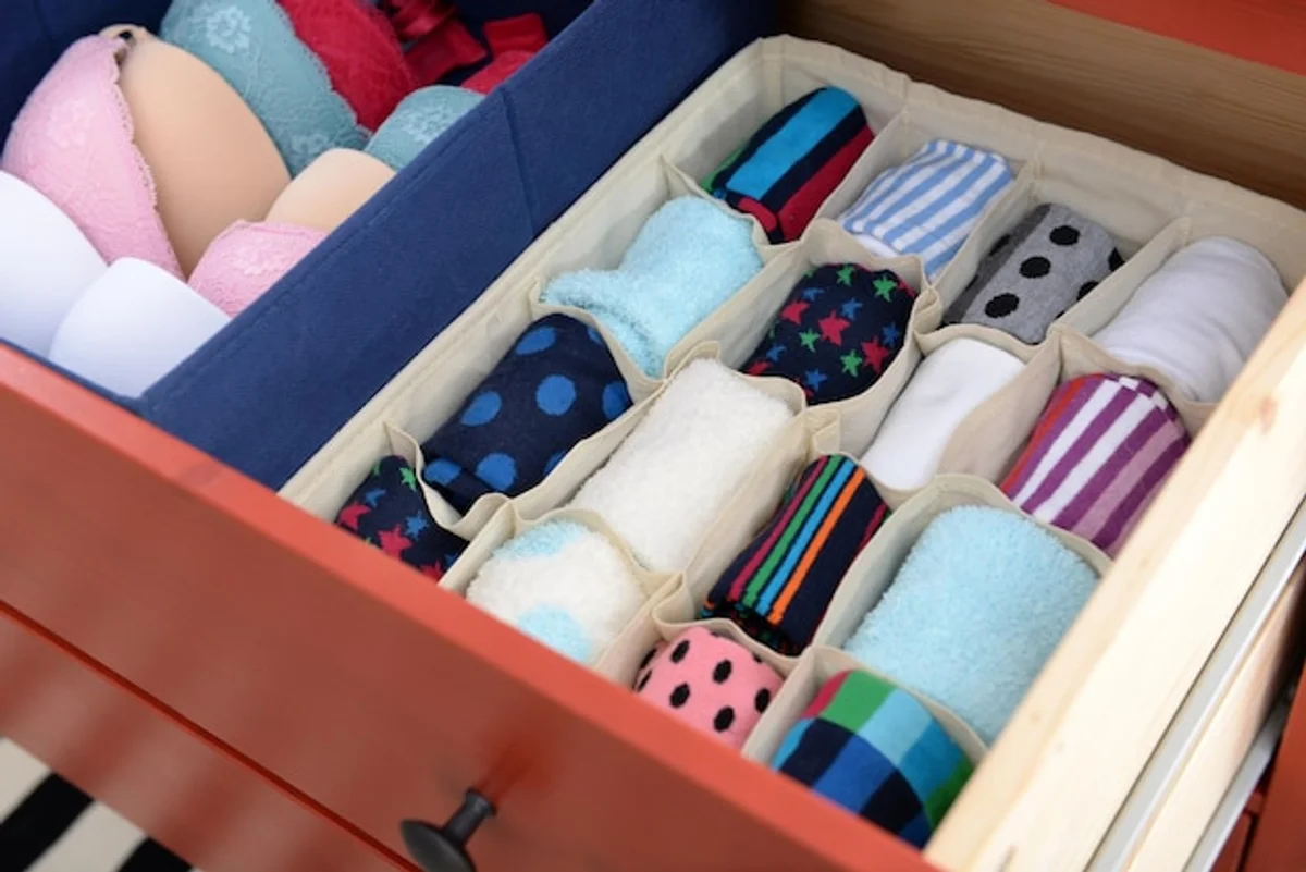 drawer organizer vertical folding method Marie Kondo technique