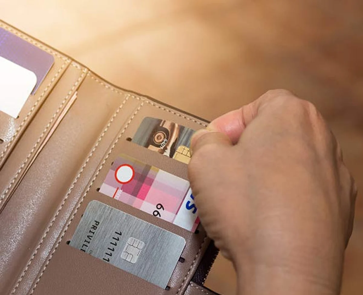 modern feng shui wallet cleaning ritual germany
