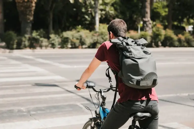 urban waterproof smartphone case minimal street style