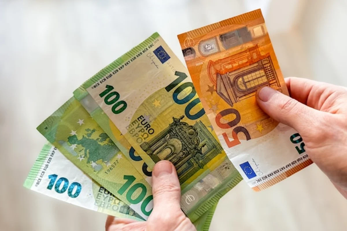 saving money household Germany