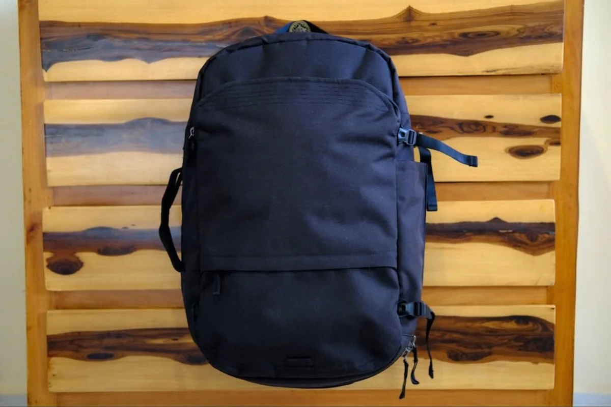 ultralight packing bag minimalism backpacker europe rain