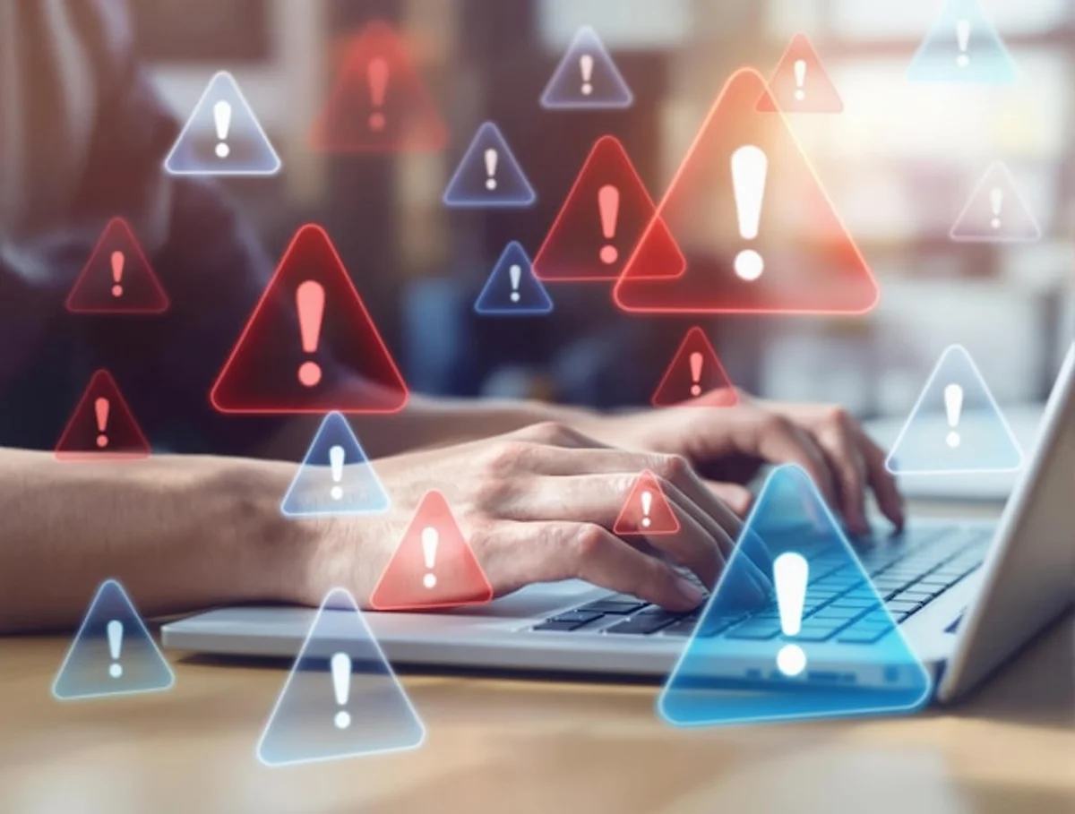 cybersecurity update notification laptop