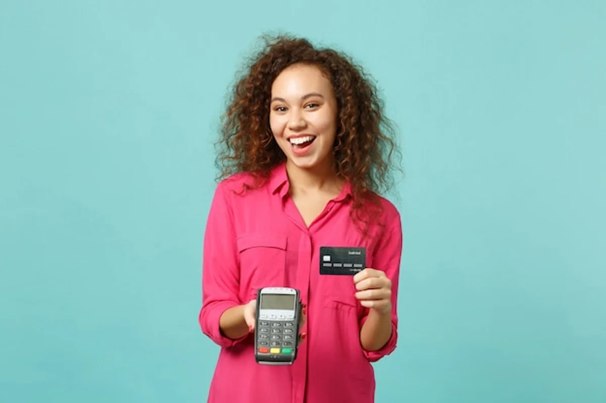 modern contactless payment lifestyle Germany