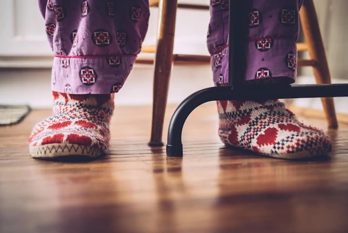 creative reuse old socks home tips