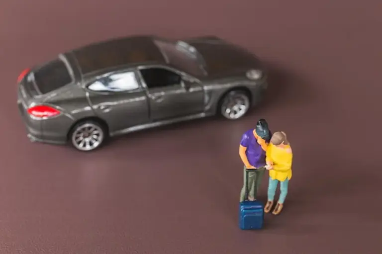 urban couple date adventure unique micro moments