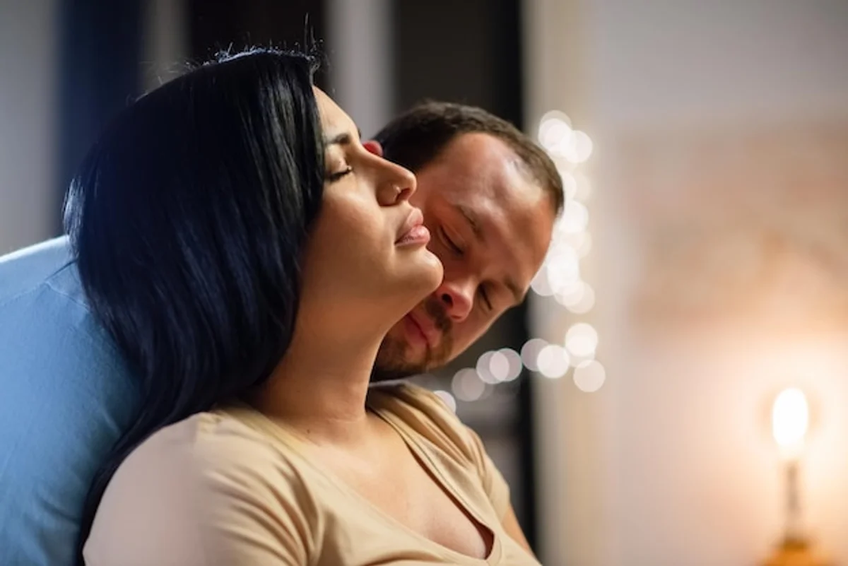 emotional support in relationship listening couple night home