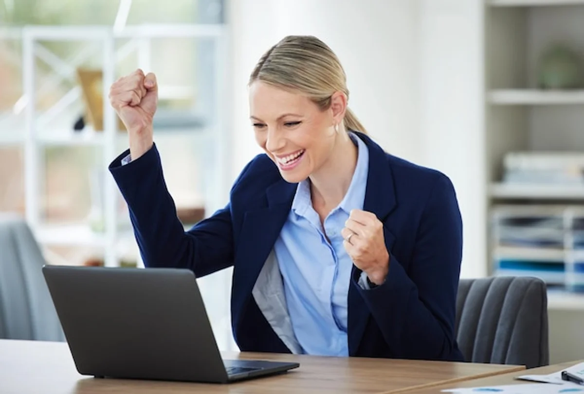 notebook success personal growth office woman