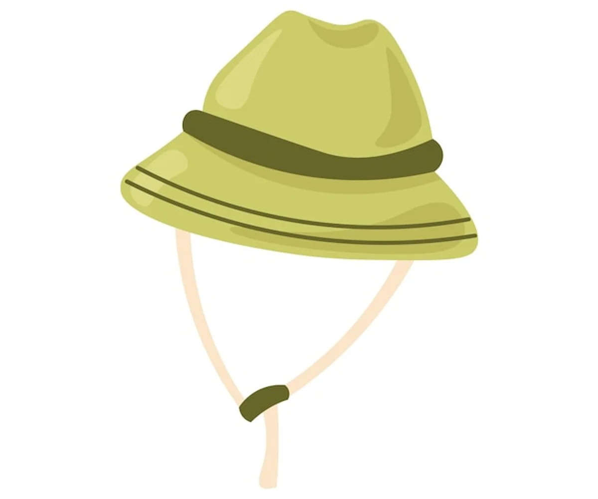 summer skin protection Germany beach hat sunscreen