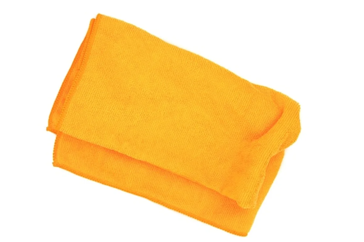 microfiber cloth cleaning floor minimalist modern