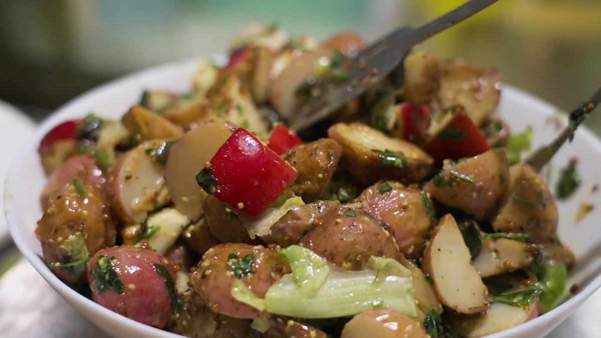 Картофельный салат как у бабушки — главная хитрость - image 1