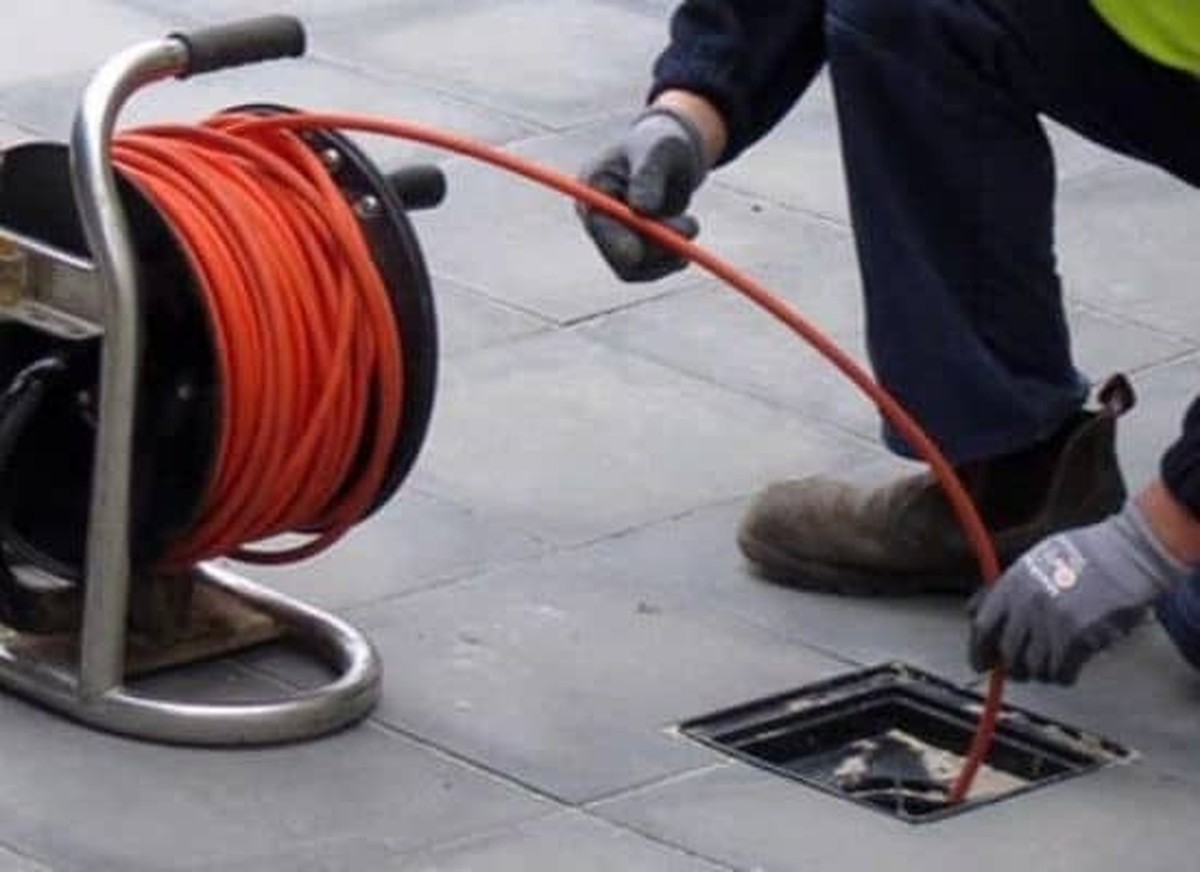 Klempner warnen: Dieses Öl gehört niemals ins Abflussrohr - image 2