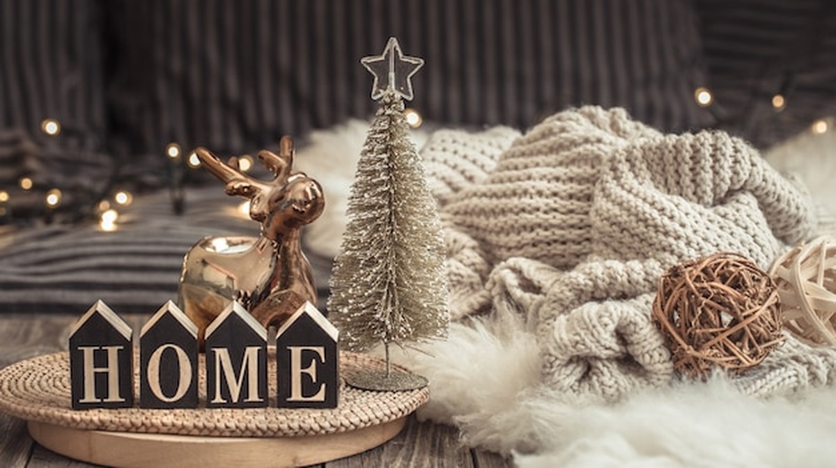 Minimalistische Weihnachtsdeko 2025: Weniger ist jetzt Trend - image 1