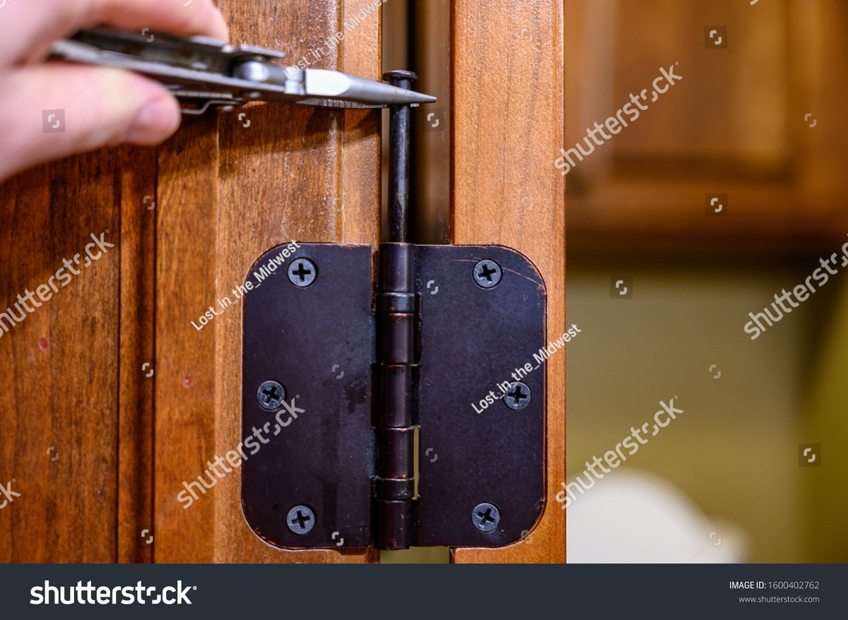 Olivenöl auf dem Scharnier – warum Handwerker das täglich machen - image 1