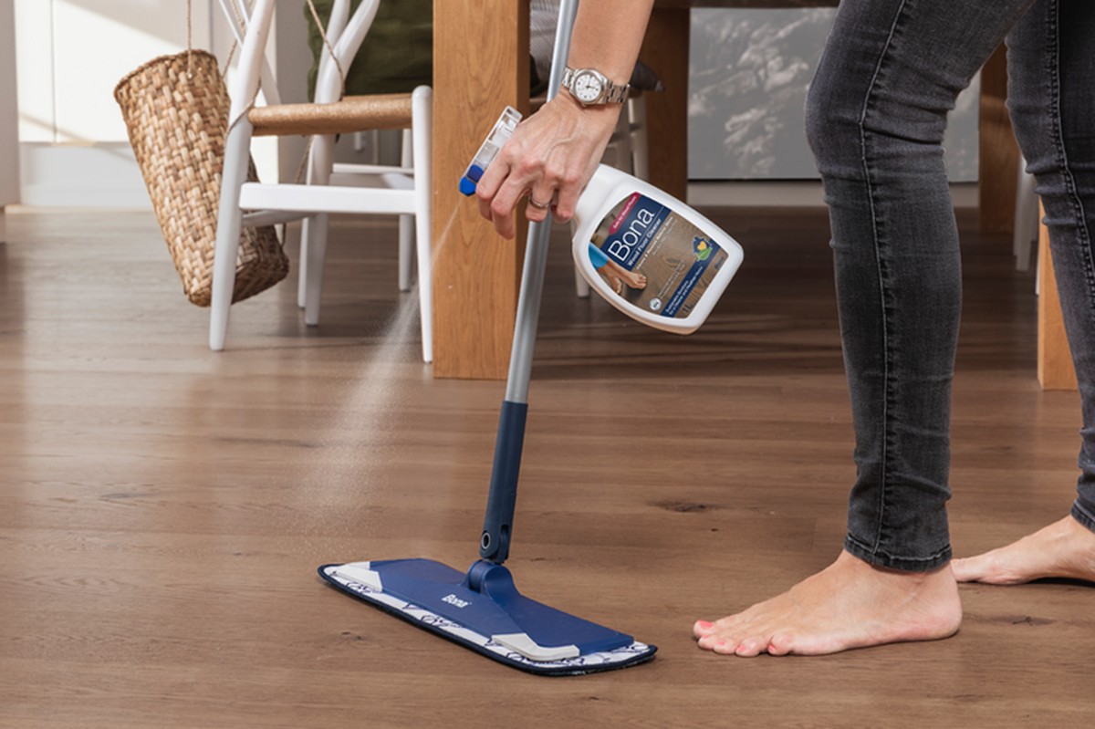 Essig im Bodenreiniger: Warum Reinigungsfirmen diesen Mix nicht nennen