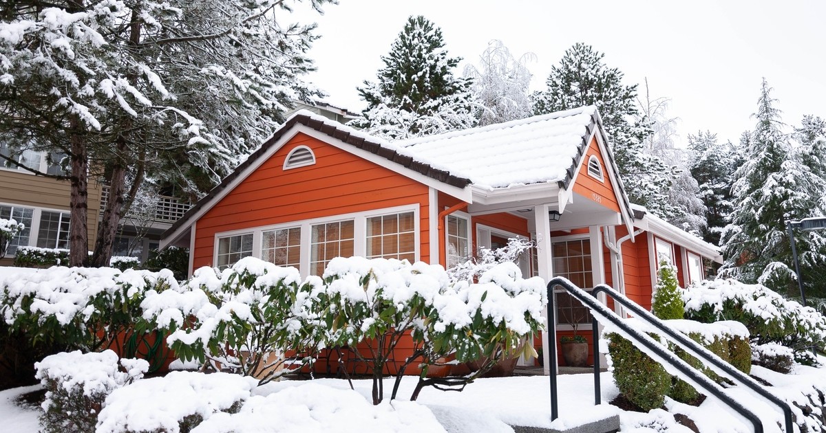 Frischhaltefolie als Isolierung: Der Winter-Hack, den Makler verschweigen - image 2