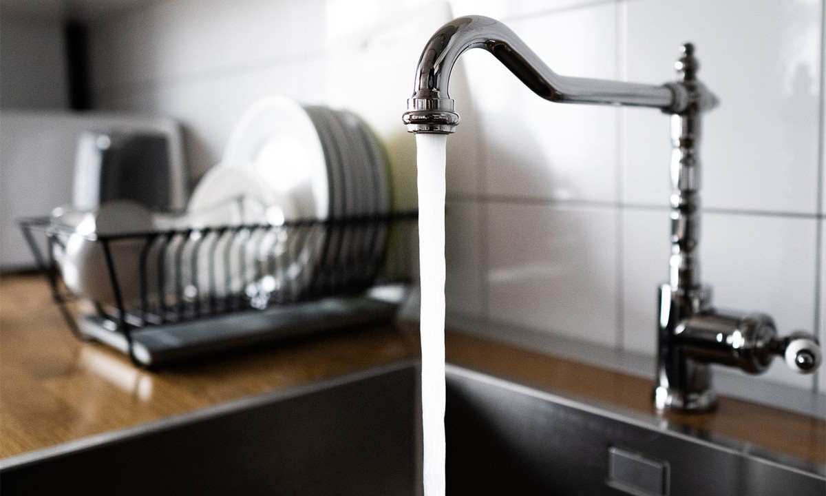 Warum gute Köche immer einen Topf mit kaltem Wasser neben sich haben - image 1