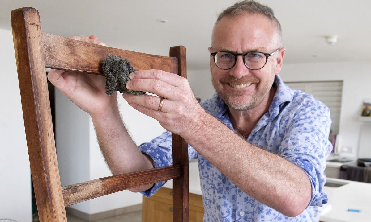 Zahnpasta auf Kratzer: Das unterschätzte Wunder für Möbel und Auto - image 1