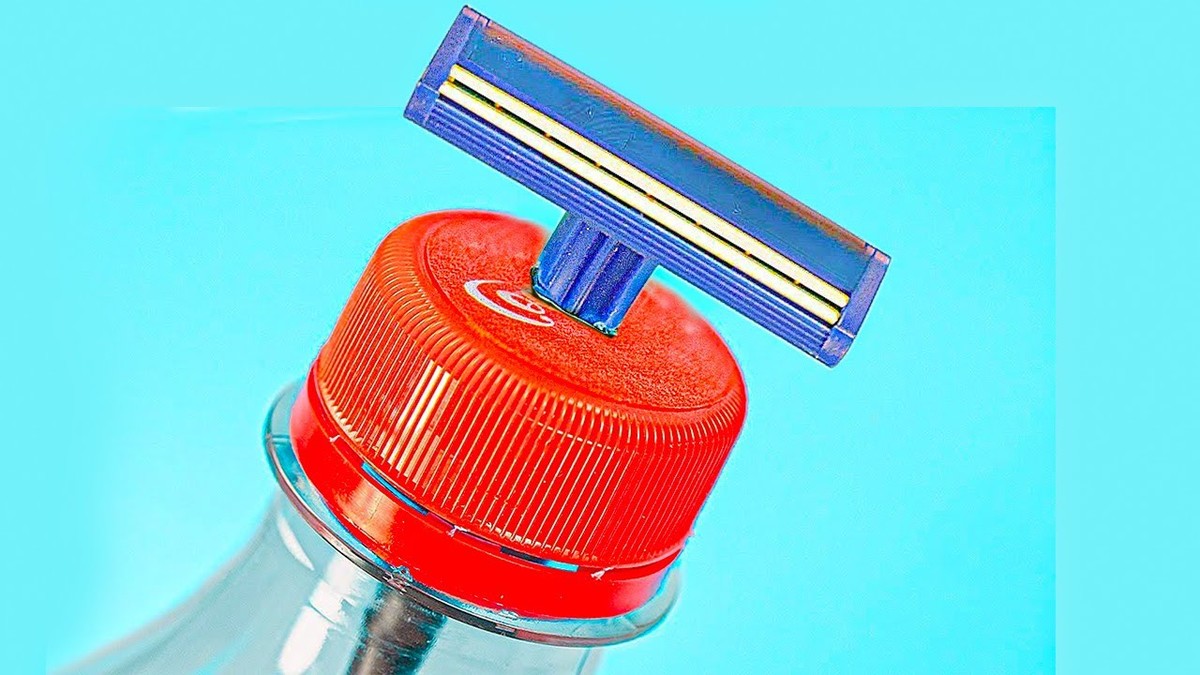 Zeitungspapier unterm Bett: Warum Handwerker das immer machen - image 1