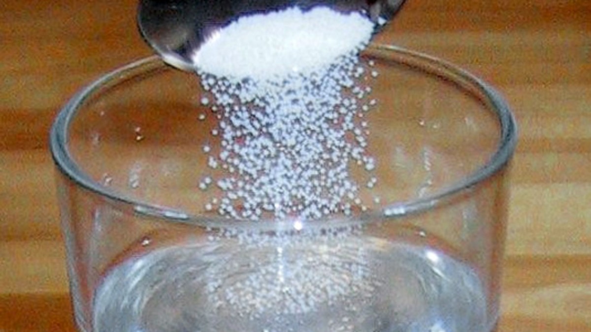 Salzwasser für Ihre Fenster: Warum Profis es im Winter nutzen - image 2