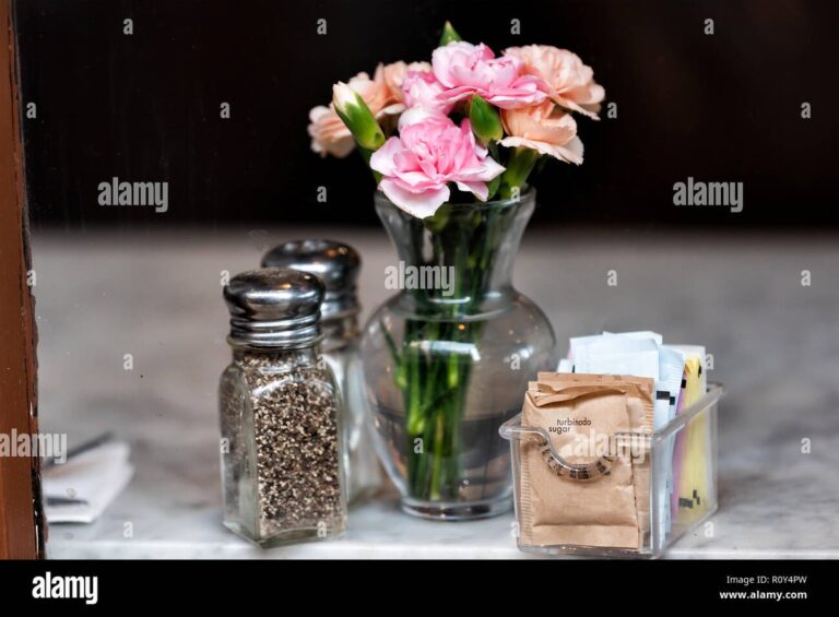 Salzwasser in der Vase: Warum Schnittblumen 3 Wochen länger halten