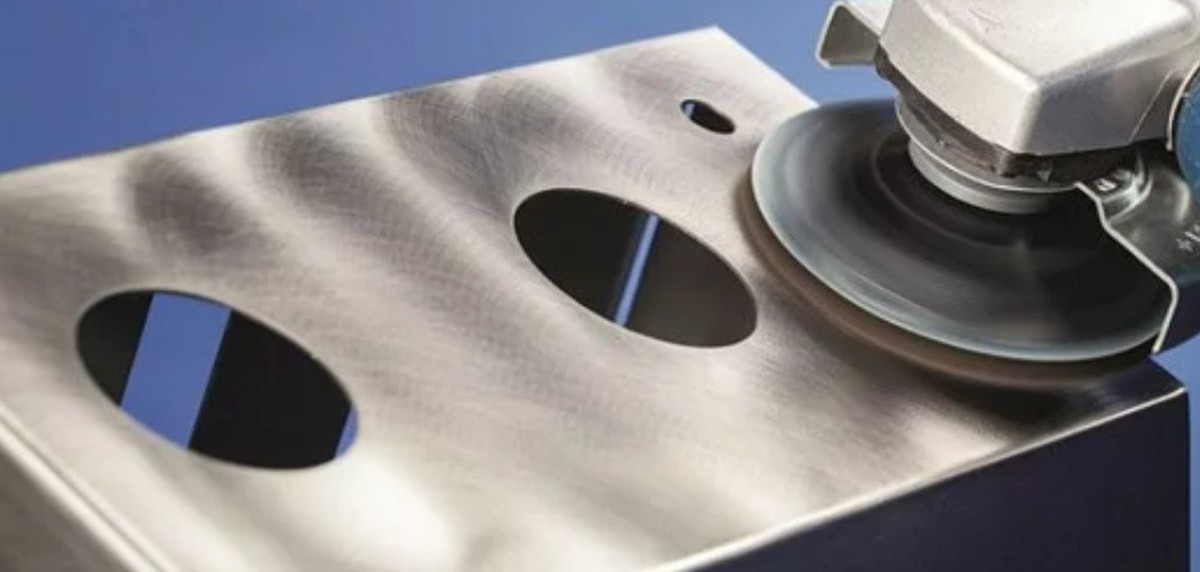 Zahnpasta auf Edelstahl? Das Geheimnis für blitzblanke Oberflächen ohne Chemie - image 2