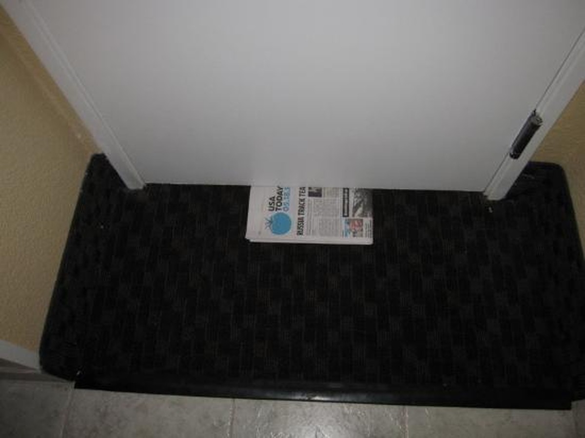 Zeitung unter der Türschwelle – warum Profis das täglich machen