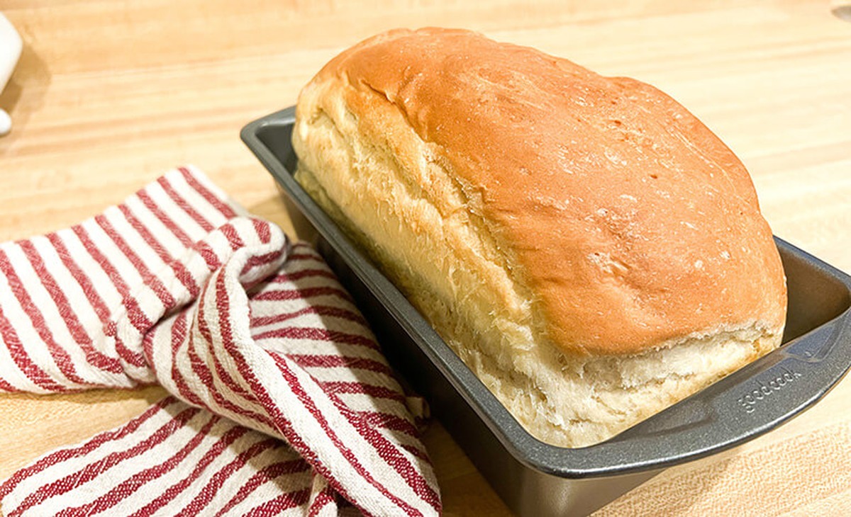 Bäcker enthüllen: Warum Salzwasser zum Brot Backen geheim hält - image 1