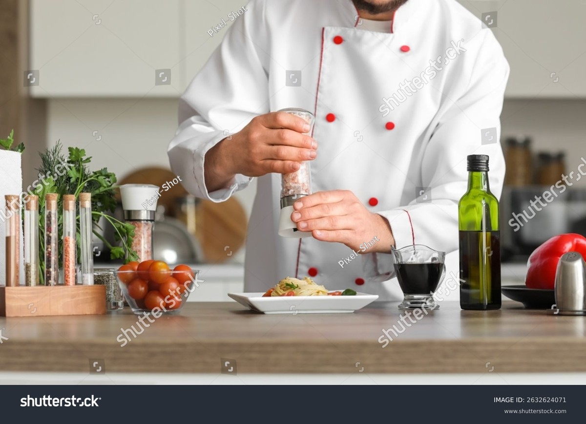 Warum Profiseköche immer Salz ins Nudelwasser geben – der richtige Zeitpunkt - image 1